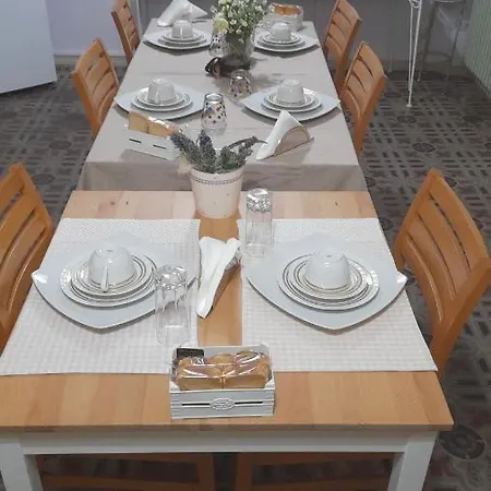 Al Conte Ruggero Bed & Breakfast