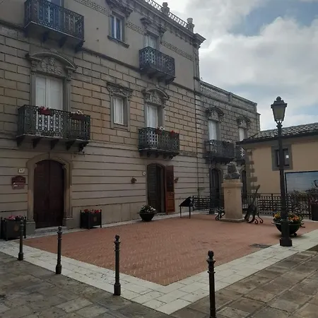 Al Conte Ruggero * Troina